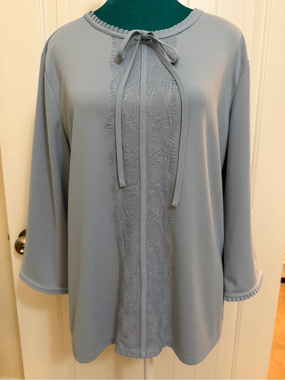 Karl Lagerfeld Pale Blue Ribbed Ruffle Neck & Sleeve Top with Bow Sz XL